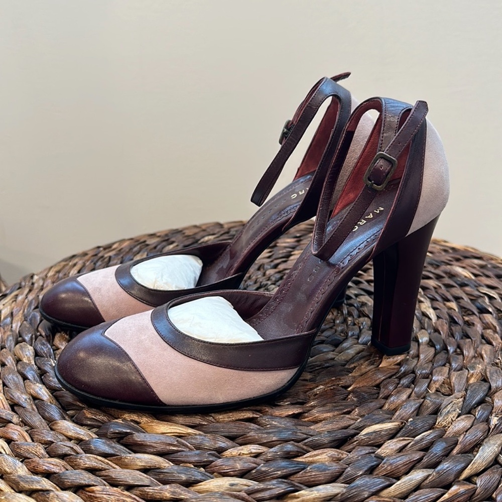 Elegant Two-Tone Heels Marc Jacobs